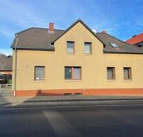 Ein Grundstück mit 2 Häuser in Grasleben zu verkaufen - Helmstedt