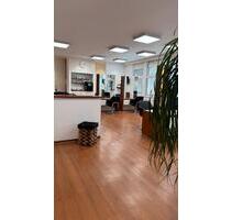 Studio (Stuhlmiete) - 1.500,00 EUR Kaltmiete, in Stuttgart (PLZ: 70173)