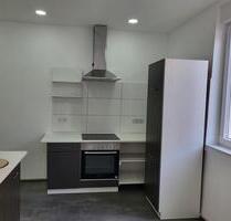 ab Februar: 2-Zimmer-Wohnung mit Vinylboden und Einbauküche - Solingen Ohligs