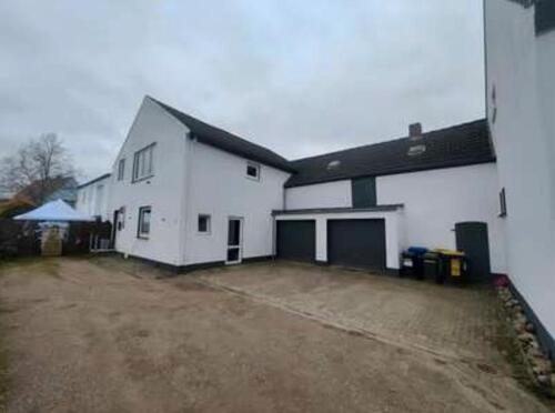 Foto - Gewerbefläche mit Büro, Garage & Stellplatz -67m² in Bremen