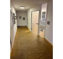 Moderne Praxis- Bürofläche mit Terrasse (provisionsfrei) - Nürnberg Katzwang