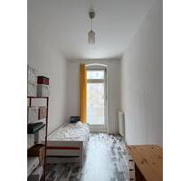 Altbau Berlin Kreuzberg - 680,00&nbsp;EUR Kaltmiete, ca.&nbsp; 100,00&nbsp;m&sup2; in Berlin (PLZ: 10961) Friedrichshain-Kreuzberg