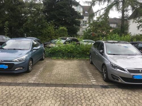 Foto - Stellplatz, Parkplatz Auto Zentrum Siegburg Kronprinzenstr