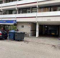 Tiefgaragen Stellplatz mitten in der Maxvorstadt - München