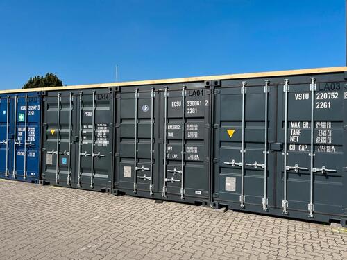 Foto - Lagercontainer Mieten mit Regale