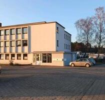 Büro zu vermieten - 727,00 EUR Kaltmiete, in Lauf an der Pegnitz (PLZ: 91207)