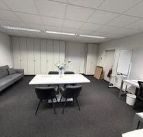 Büroraum in Leonberg - 688,00&nbsp;EUR Kaltmiete, ca.&nbsp; 20,00&nbsp;m&sup2; in Leonberg (PLZ: 71229)