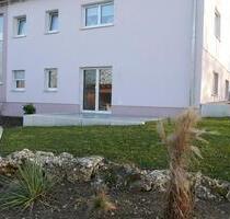 Erdgeschosswohnung 3,5 Zimmer; 85m² zu vermieten - Unterschneidheim