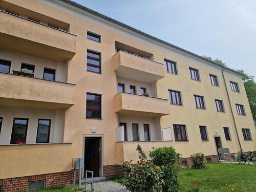 Foto - Zum wohlfühlen - mit Einbauküche und Balkon!