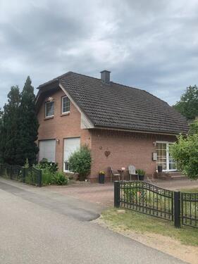 Foto - Gepflegtes Einfamilienhaus mit 178 m² Wohnfläche & Garage