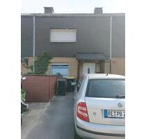 Reihenmittelhaus in Marl - 220.000,00&nbsp;EUR Kaufpreis, ca.&nbsp; 85,00&nbsp;m&sup2; in Marl (PLZ: 45772)