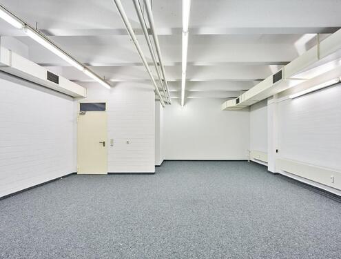 Foto - Archivflächen ab 4 EUR, in Frickenhausen – Modern und preiswert