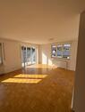 Foto - Helle 3-Zimmer Wohnung mit neuer Küche, Balkon und Garage