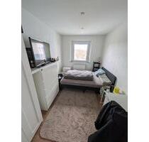 3er WG-ZIMMER - 530,00&nbsp;EUR Kaltmiete, ca.&nbsp; 18,00&nbsp;m&sup2; in Regensburg (PLZ: 93055) Brandlberg