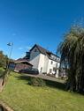 Foto - Dreifamilienhaus mit Parterre-Wohnung