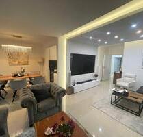 4 Zimmer Wohnung ca 100 m²- Balkon - Hamburg-MeiendorfRahlstedt