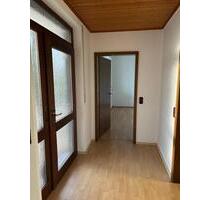 Ansprechende Wohnung ab 01.01.26 komplett saniert zu vermieten - Ottrau