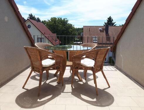 Foto - Sonnige Ferienwohnung 2 Zi, EBK, Bad, Terrasse, Parkplatz