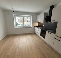 Moderne 3-ZKB-EG-Wohnung mit Balkon und Blick ins Grüne ab sofort - Borgentreich