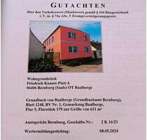 Schönes Ein-Zweifamiliehaus in Baalberge - Bernburg (Saale)