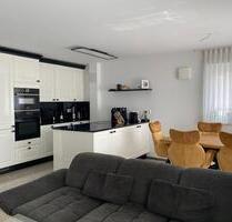 Provisionsfrei: Helle 3-Zimmer Wohnung (85m²) in Egenhausen