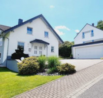 Neuwertige Immobilie im Toppzustand mit herrlicher Fernsicht - Langenhahn