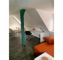 Helle 2 Raumwohnung zu vermieten mit Einbauküche - Unterbreizbach