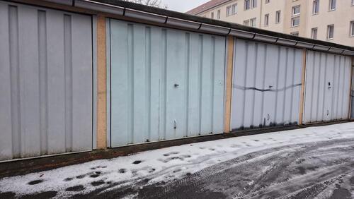 Foto - Vermiete Garage Chemnitz Wartburgstraße elektrisches Tor Lager