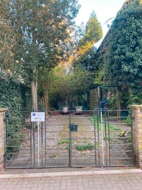 Foto - Stellplatz Parkplatz 2 PKW Wohnmobil Wohnwagen Hilden Innenstadt