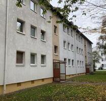 Das Glück hat ein Zuhause: sanierte 2,5-Zimmer-Wohnung sofort anmietbar! - Lübeck Sankt Lorenz Nord