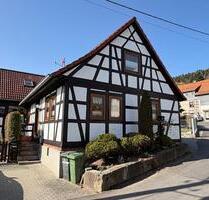 Wohnen im Fachwerkhaus - 3 RW - 495,00&nbsp;EUR Kaltmiete, ca.&nbsp; 72,00&nbsp;m&sup2; in Suhl (PLZ: 98527)