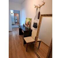 Sonnige Wohnung - 1.350,00&nbsp;EUR Kaltmiete, ca.&nbsp; 76,00&nbsp;m&sup2; in Berlin (PLZ: 10715) Charlottenburg-Wilmersdorf