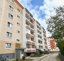 Schöne 3-Raum Wohnung mit mietfreier Zeit ab 15.04.2026 - Waren (Müritz)