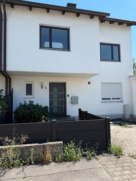 Foto - Haus zu verkaufen - 690.000,00&nbsp;EUR Kaufpreis, ca.&nbsp; 165,00&nbsp;m&sup2;