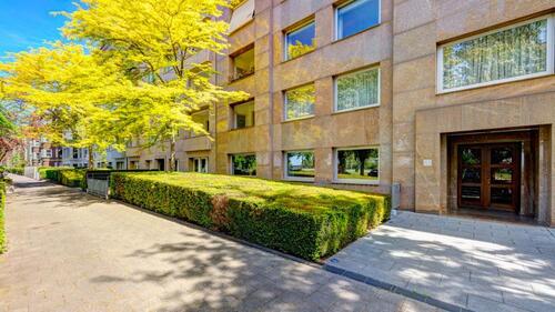 Foto - Erdgeschosswohnung mit weitläufiger Terrasse in Rheinnähe