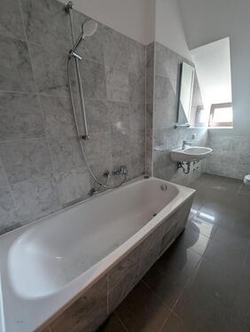 Foto - Gepflegte 3‑Zimmer‑Dachgeschosswohnung mit viel Potenzial