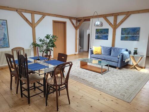 Foto - Sonnige Traumwohnung mit Balkon in Weimar - Juli 2026 - befristet