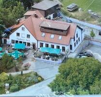 Landgasthof - 2.500,00&nbsp;EUR Kaltmiete, ca.&nbsp; 325,00&nbsp;m&sup2; in Herrenberg (PLZ: 71083)