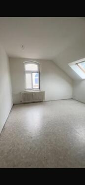 Foto - 2 Zimmer Wohnung Dachgeschoss möbliert