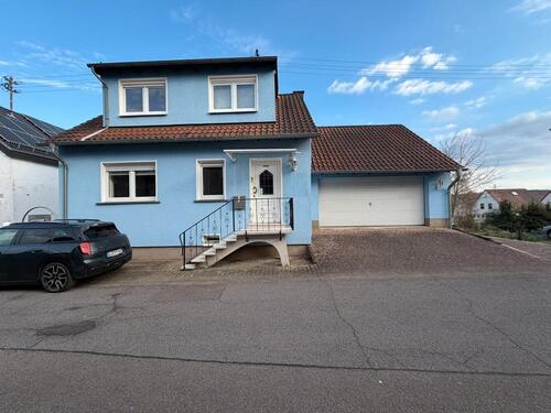 Foto - Attraktive Wohnung mit optionaler Gewerbenutzung und Doppelgarage