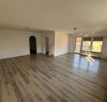 3-Zimmer-Wohnung mit Balkon in Kleinrinderfeld