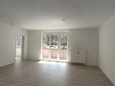 Foto - Schöne, renovierte 4-Zimmer-Wohnung mit Balkon!