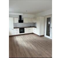 Helle 2 Zimmer Wohnung mit großem Balkon - Berlin Treptow-Köpenick Helle 2 Zimmer Wohnung mit großem Balkon - Berlin Treptow-Köpenick