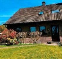 Einfamilienhaus DHH Ländl ruhige Lage, gesamte Infrastruk fußläuf - Duisburg Rheinhausen