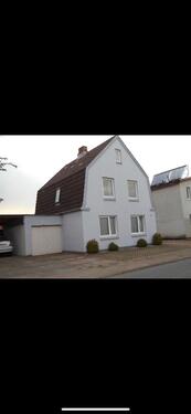 Foto - Mehrfamilienhaus in Husum – zentrale Lage, sichere Mieteinnahmen!