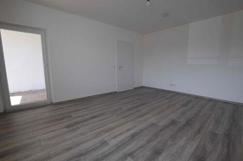 Foto - +++ Renovierte Erdgeschosswohnung mit Balkon und Wanne +++