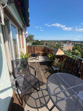 Foto - Helle 4 Zimmer-Wohnung, Balkon mit Weitblick, Garage & Kellerraum