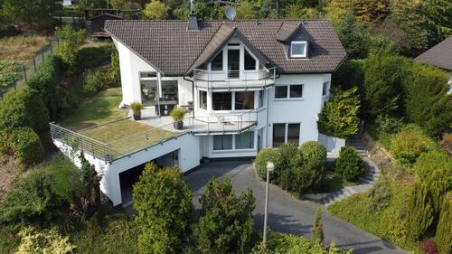 Foto - sehr gepflegtes Einfamilienhaus