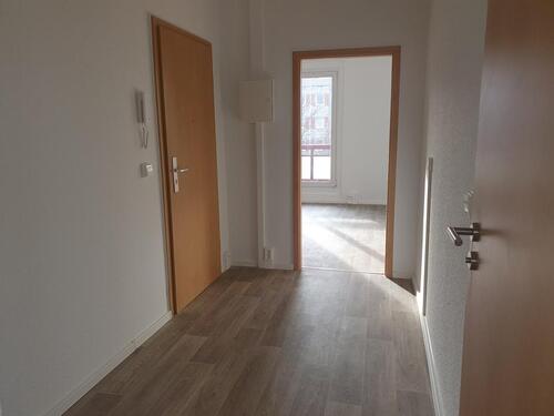Foto - Wir renovieren für Sie! - 359,00&nbsp;EUR Kaltmiete, ca.&nbsp; 56,98&nbsp;m&sup2;