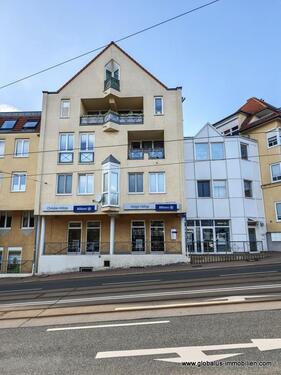 Foto - Renovierte 3-Zimmer Wohnung mit ansprechender Loggia